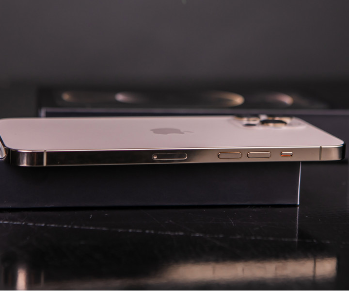 iPhone 12 Pro Max 512gb, Gold (MGDK3) б/у